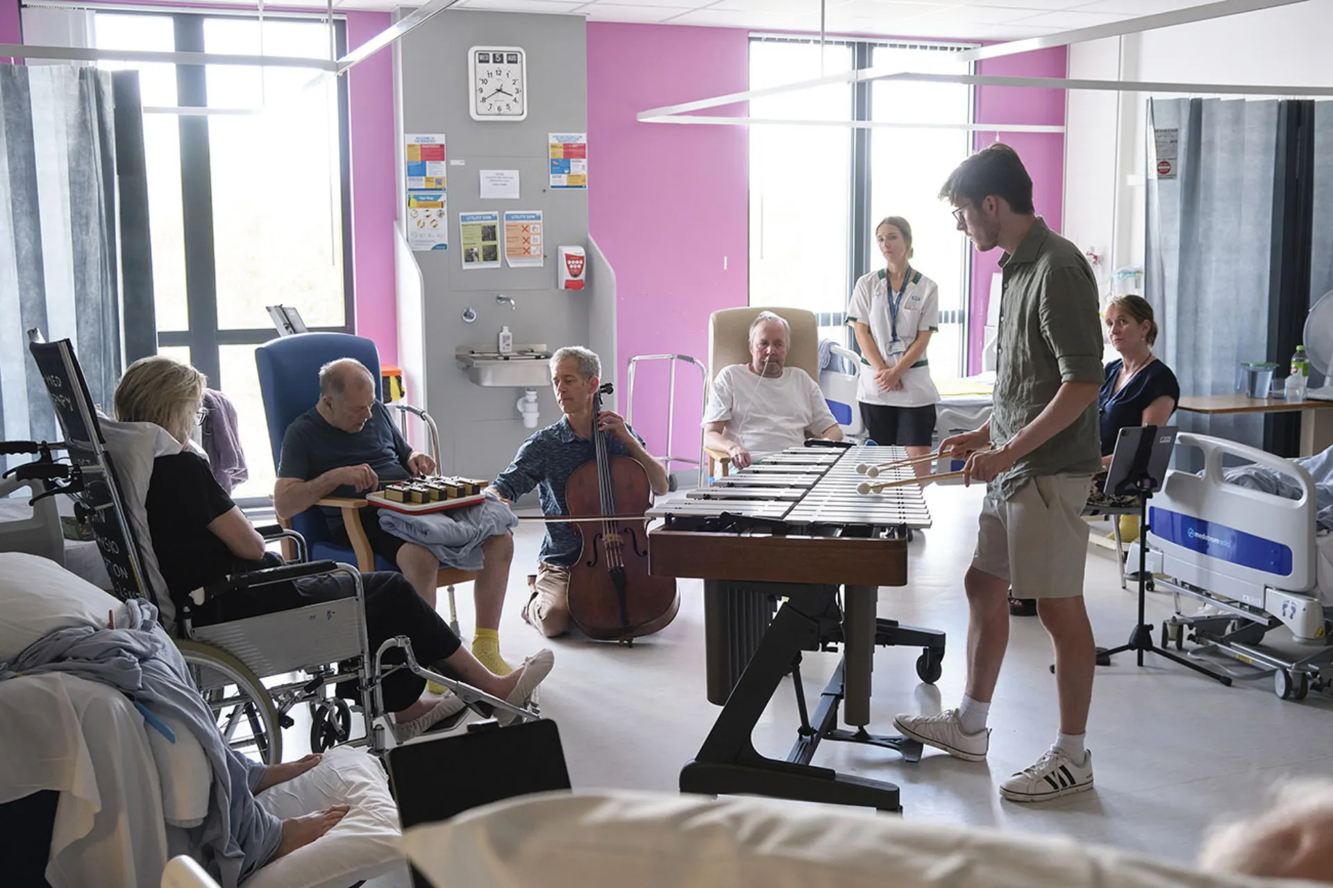 Britten Sinfonia takes live music to patients at Norfolk & Norwich University Hospital